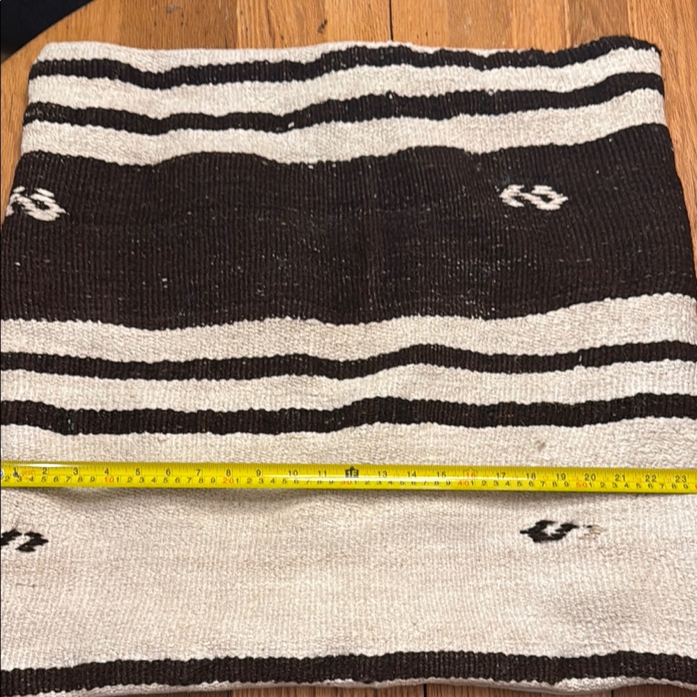 Kilim Dark Brown and Cream 24 X 24 inch pillow NWOT